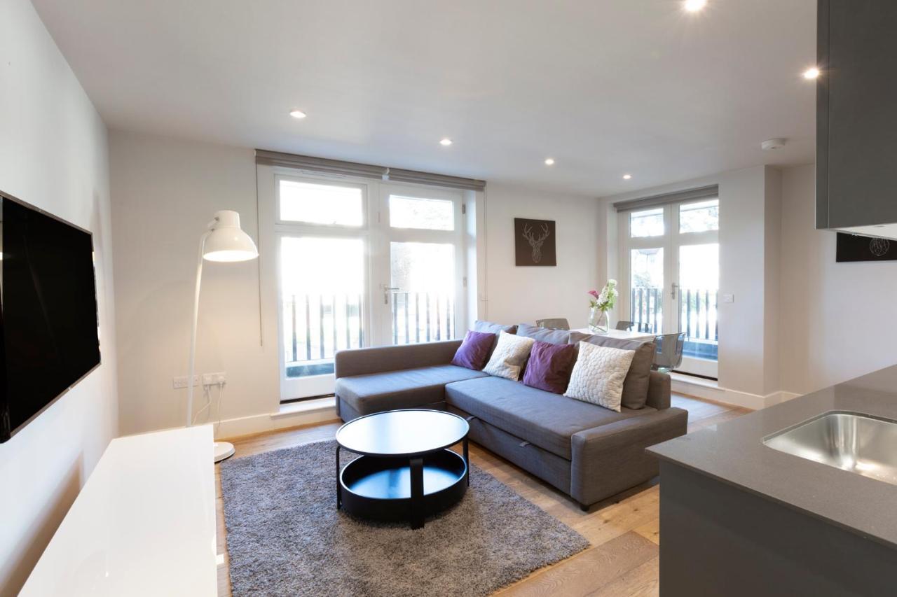Hampden Apartments - The Anne Уиндзор Екстериор снимка